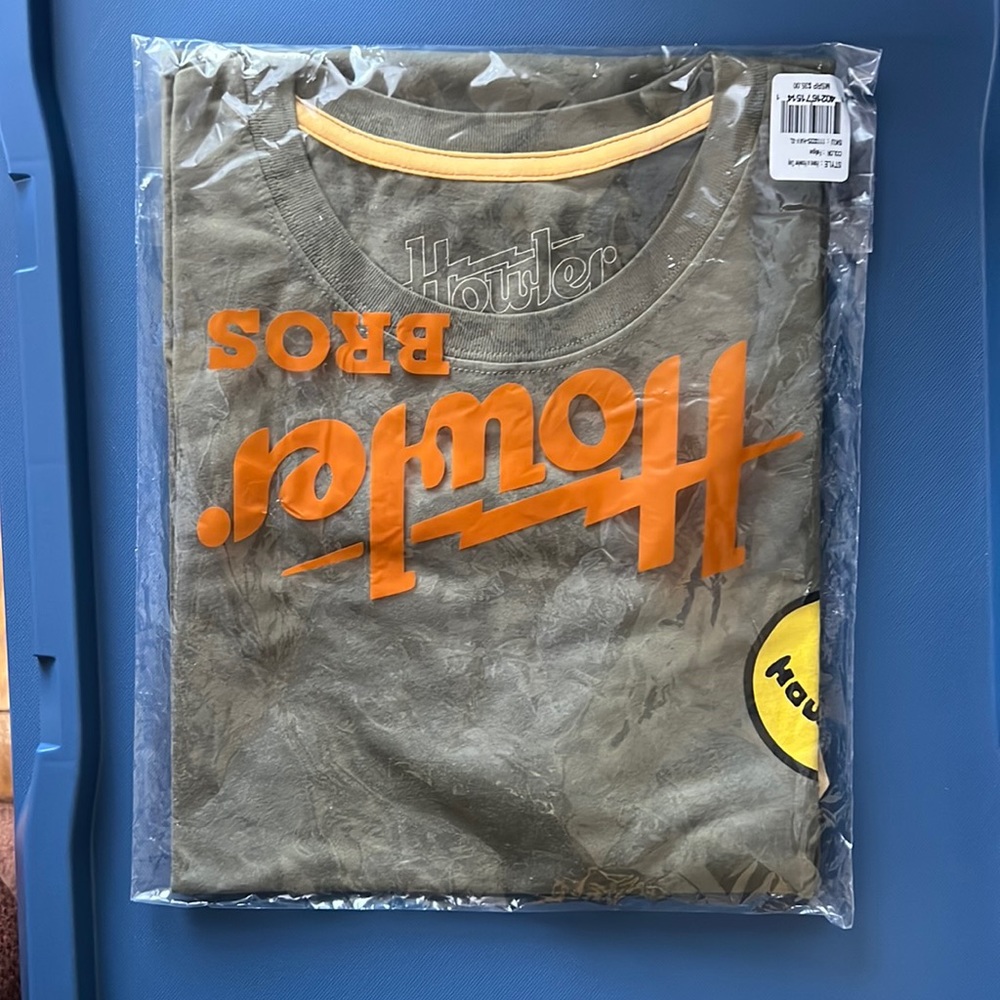 Howler Bros “Have a Howler Day” T-Shirt